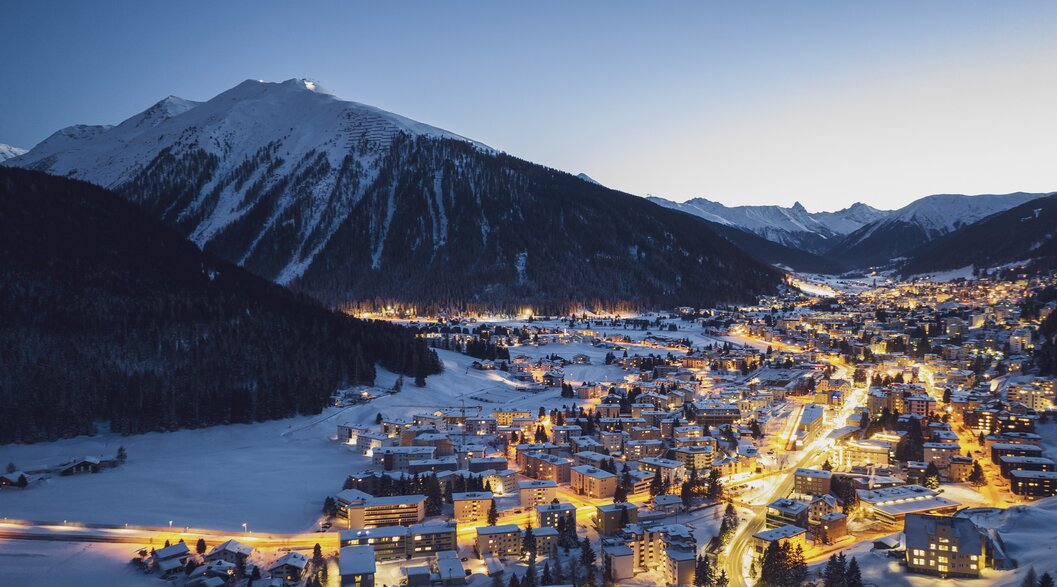 Davos bei Nacht